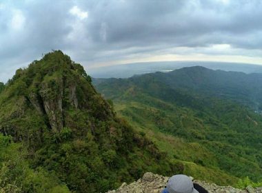 Gunung Budeg Tulungagung: Legenda Kutukan & Pesona Alam Memukau