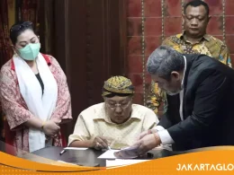 King Paku Buwono XIII Wafat: Surakarta Berduka, Warisan Budaya Terjaga?