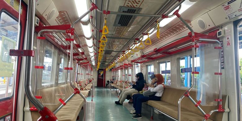KRL Jogja-Solo 20 November 2025: Cek Jadwal Terbaru dari Stasiun Tugu!