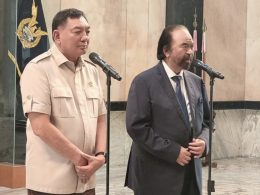 Surya Paloh: Pertemuan Strategis dengan Menteri Pertahanan Sjafrie Sjamsoeddin untuk Stabilitas Nasional