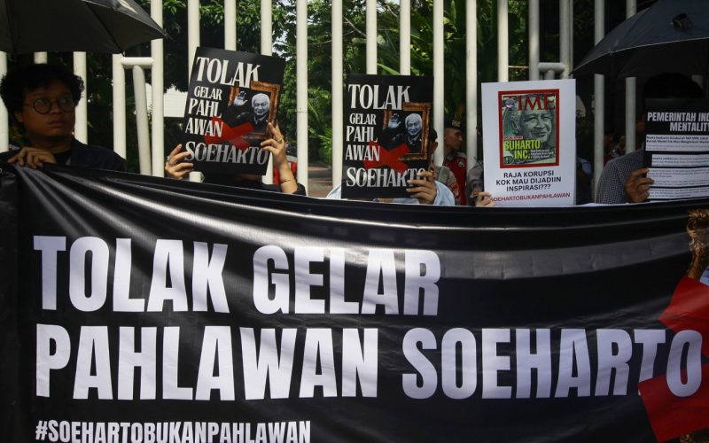 Kontroversi Soeharto: Usulan Pahlawan Nasional dan Kecaman Kelompok HAM